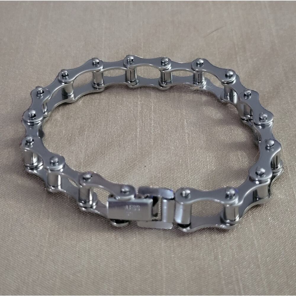 Stainless steel bike chain bracelet
